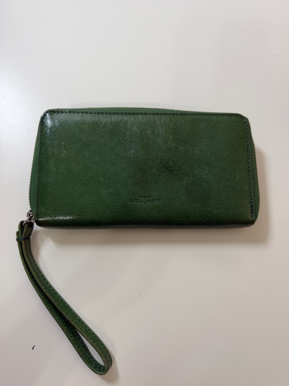 Tahari Dark Green Leather‎ Zip-Around Wristlet